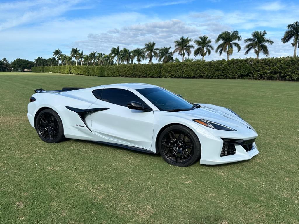 2023 Chevrolet Corvette 2LZ