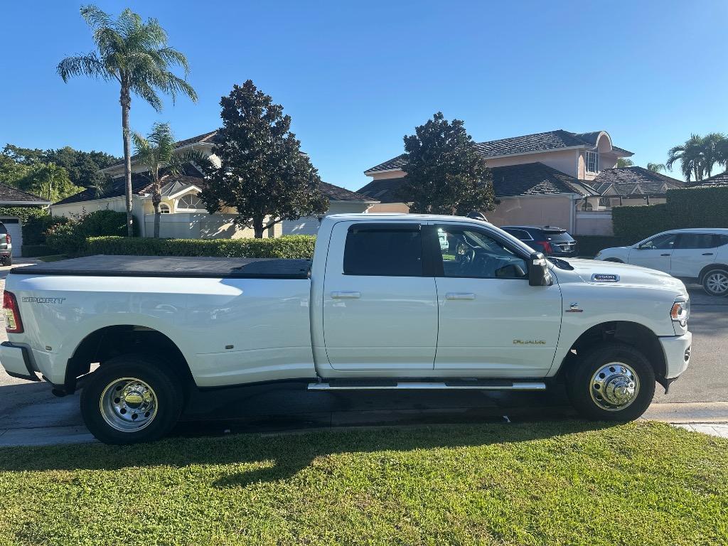 2024 RAM Ram 3500 Pickup Big Horn's photo
