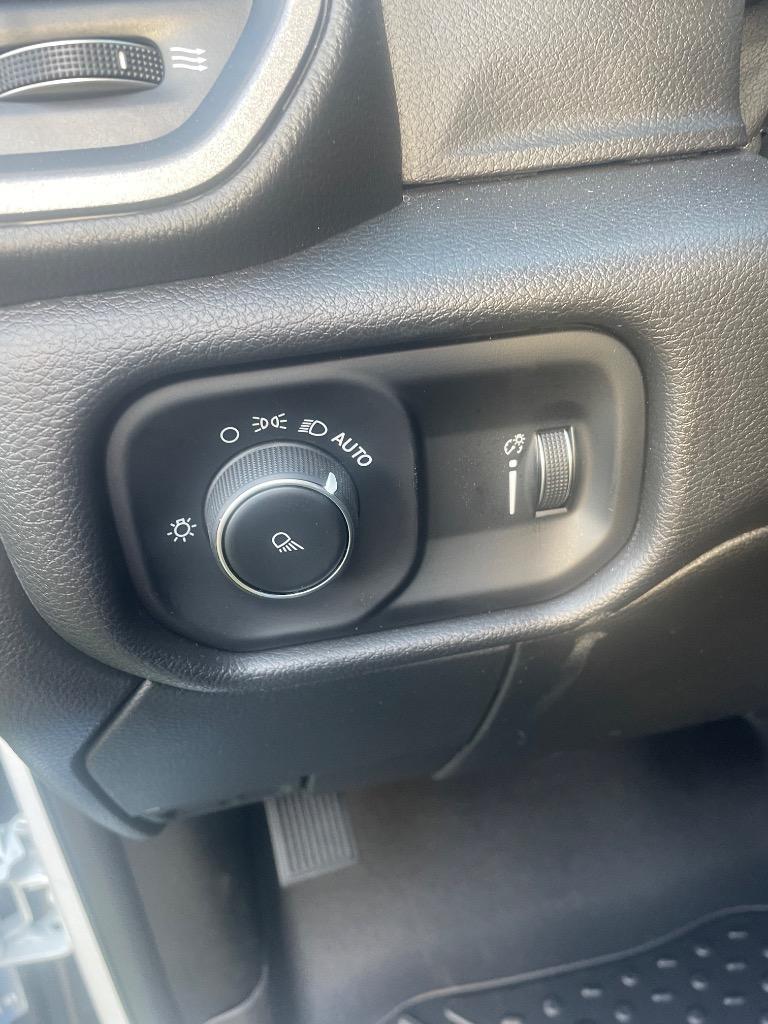 2024 RAM Ram 3500 Pickup Tradesman - Photo 24