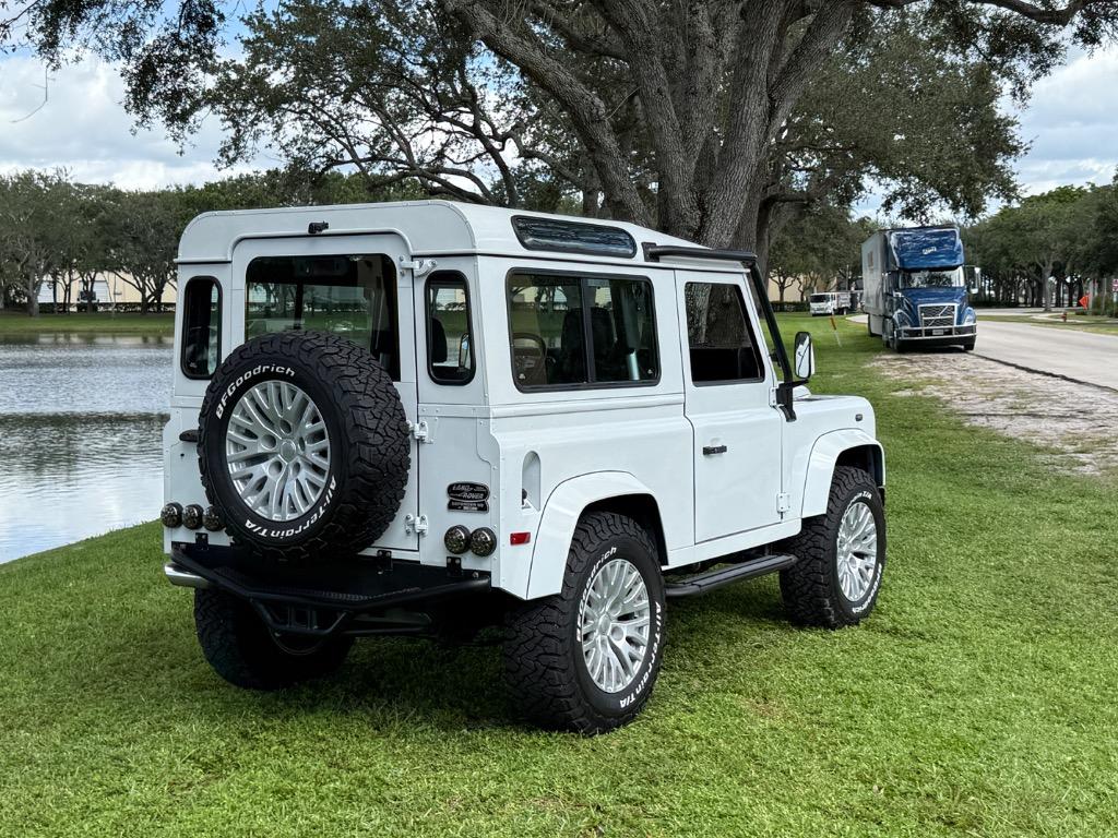 1997 Land Rover Defender Base - Photo 11