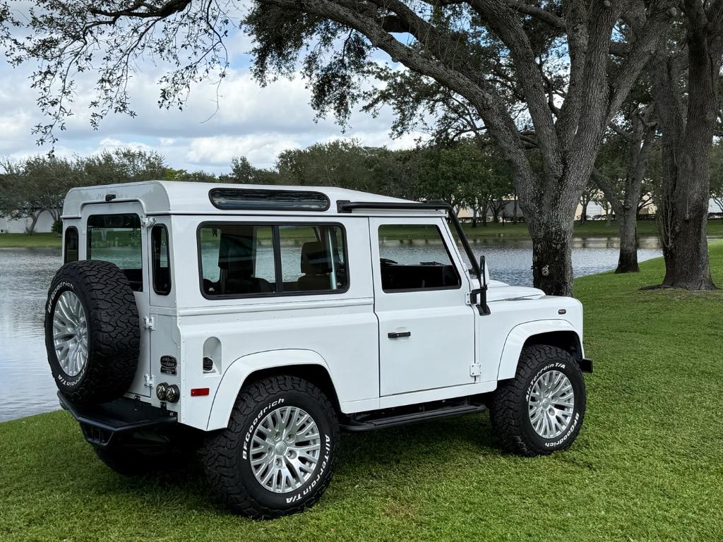 1997 Land Rover Defender Base - Photo 9
