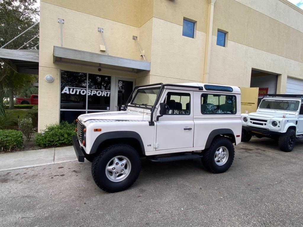 1997 Land Rover Defender Base's photo