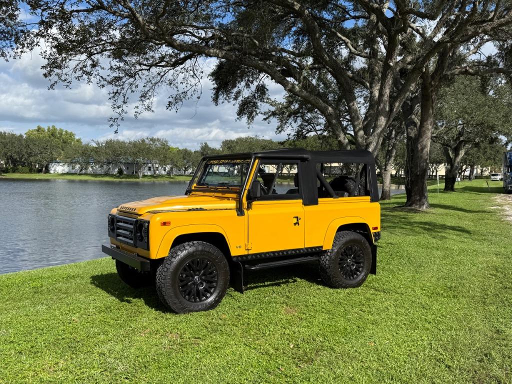 1995 Land Rover Defender's photo