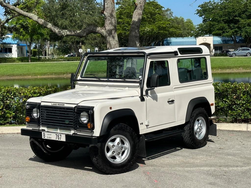 1997 Land Rover Defender Base's photo
