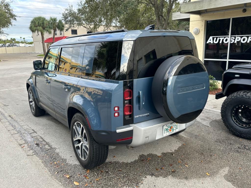 2020 Land Rover Defender S - Photo 11