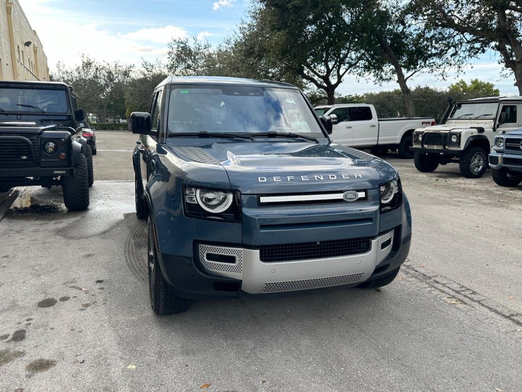 2020 Land Rover Defender S - Photo 7