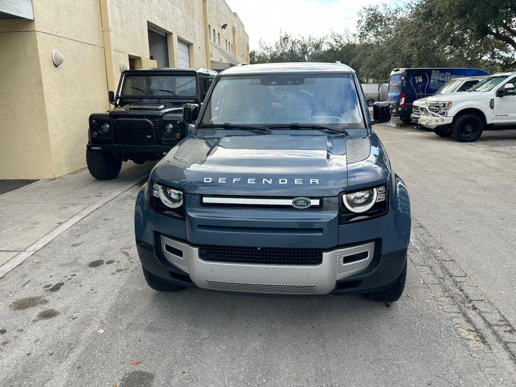 2020 Land Rover Defender S - Photo 6