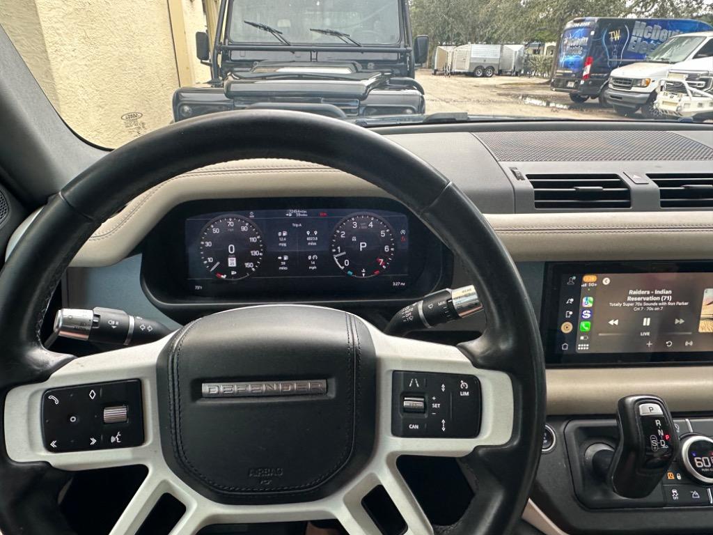 2020 Land Rover Defender S - Photo 14